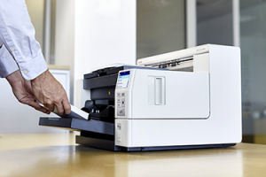 kodak i4250 scanner with input tray